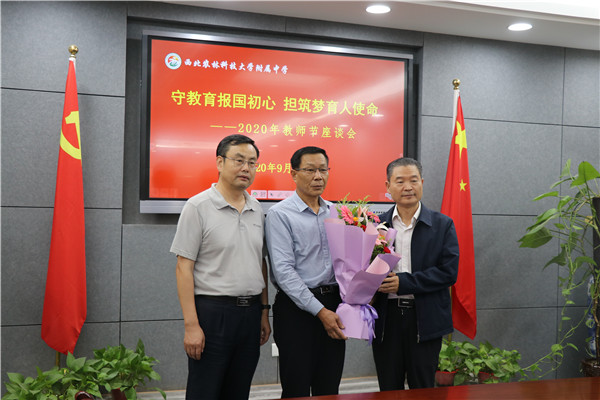 5b0cbfc2c58647b1ac489b3b899ea27e.jpg IMG_1508.jpg