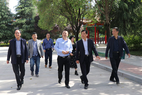 ccdeef69ef6a430298361a54589e3b7e.jpg img_6349_副本.jpg